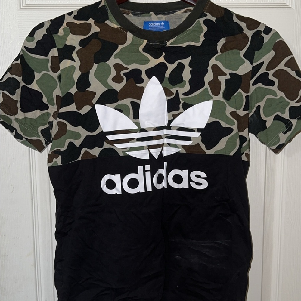 Adidas Green Camo and Black Tee